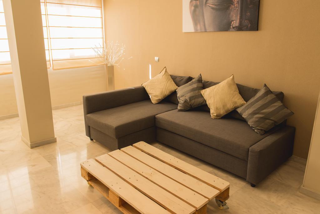 Ab Apartamentos Reding Málaga Dış mekan fotoğraf